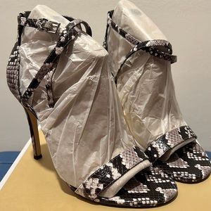 Michael Kors Embossed Leather Sandals 8.5